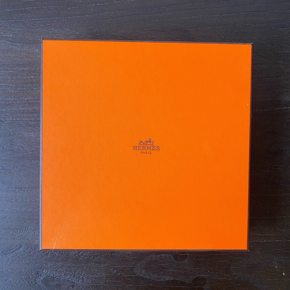 Authentic Hermes Gift Box - Picture 4 of 4